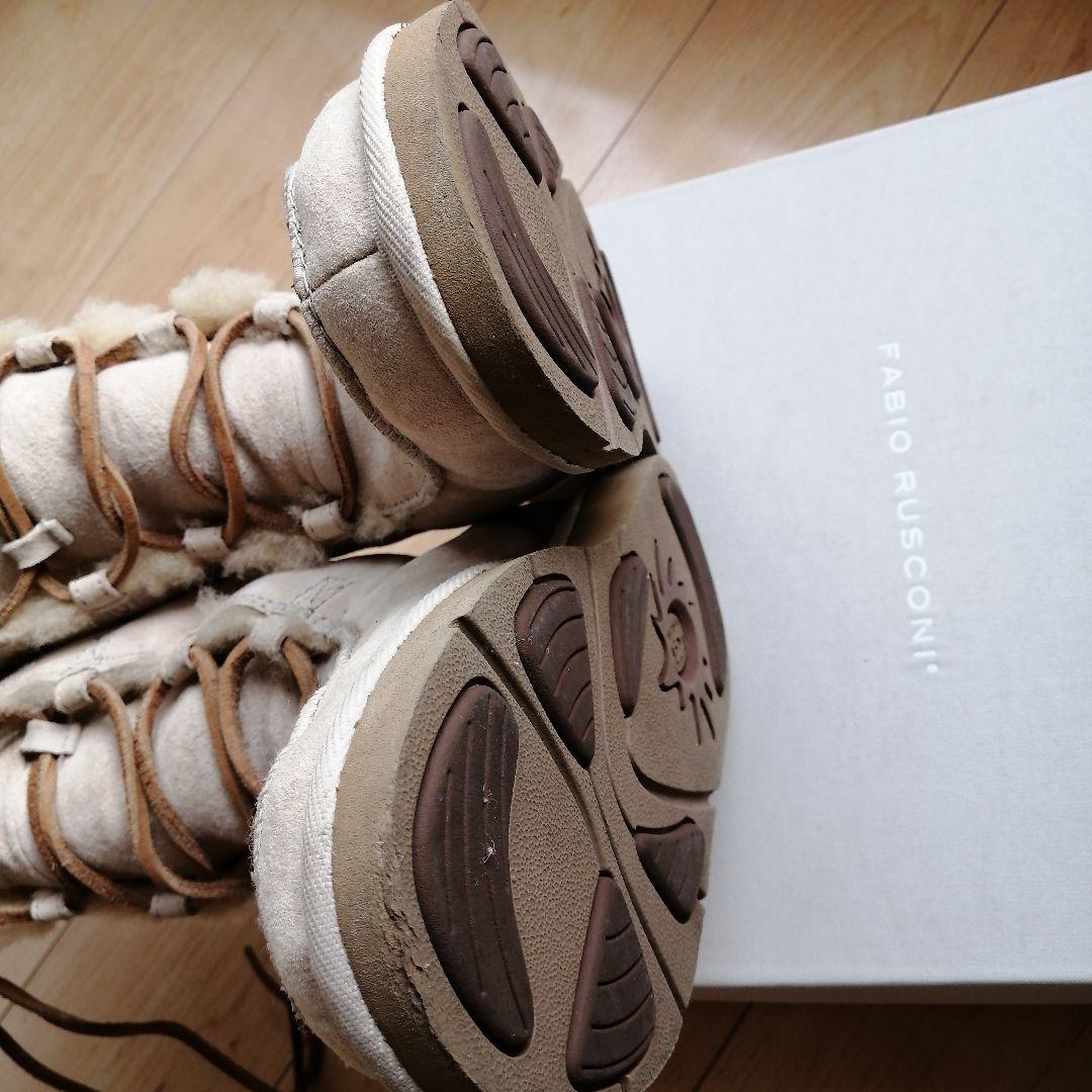 UGG　アグ　レースアップ　ブーツ　冬　モコモコ　シープスキン　新品