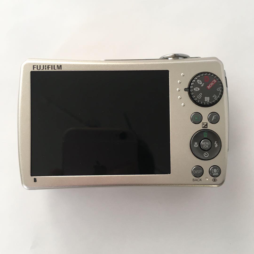 F200EXR