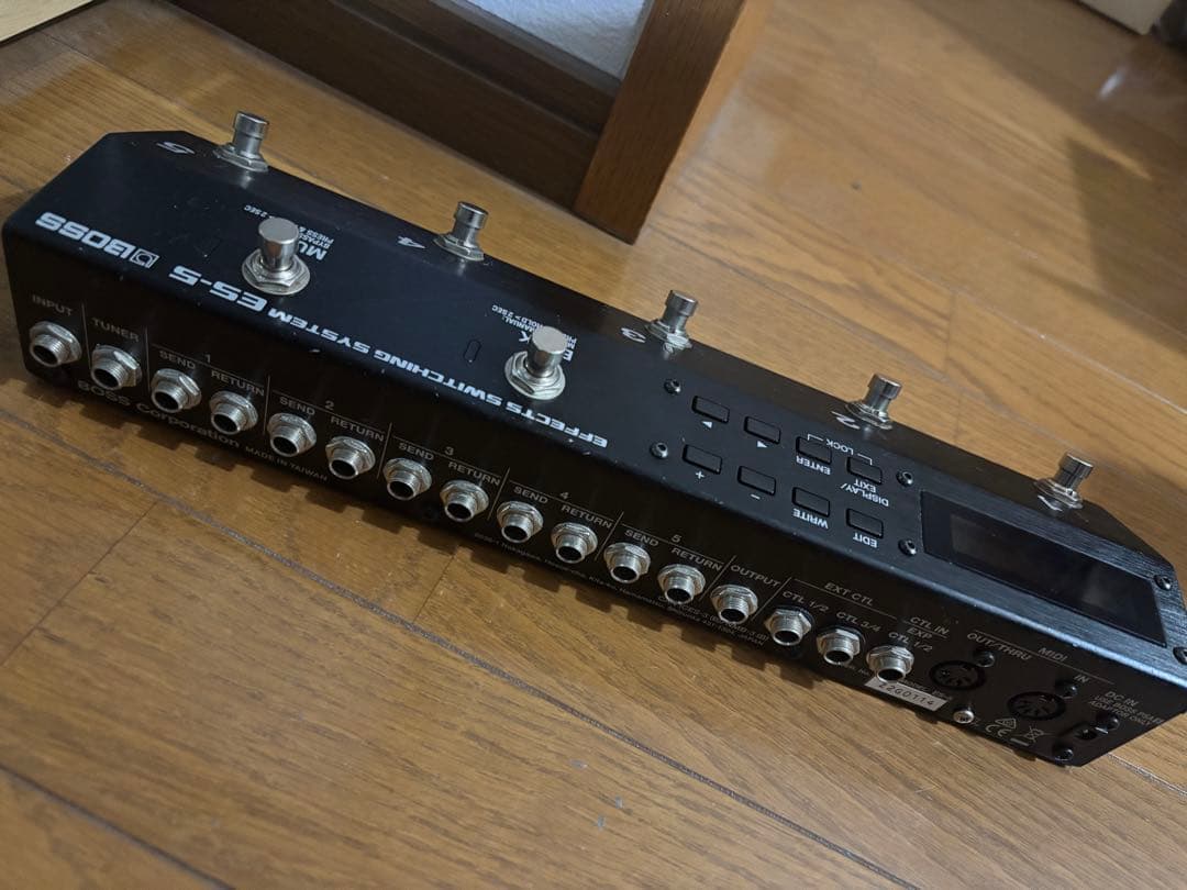 ギター BOSS ES-5 es-5_top_main.jpg