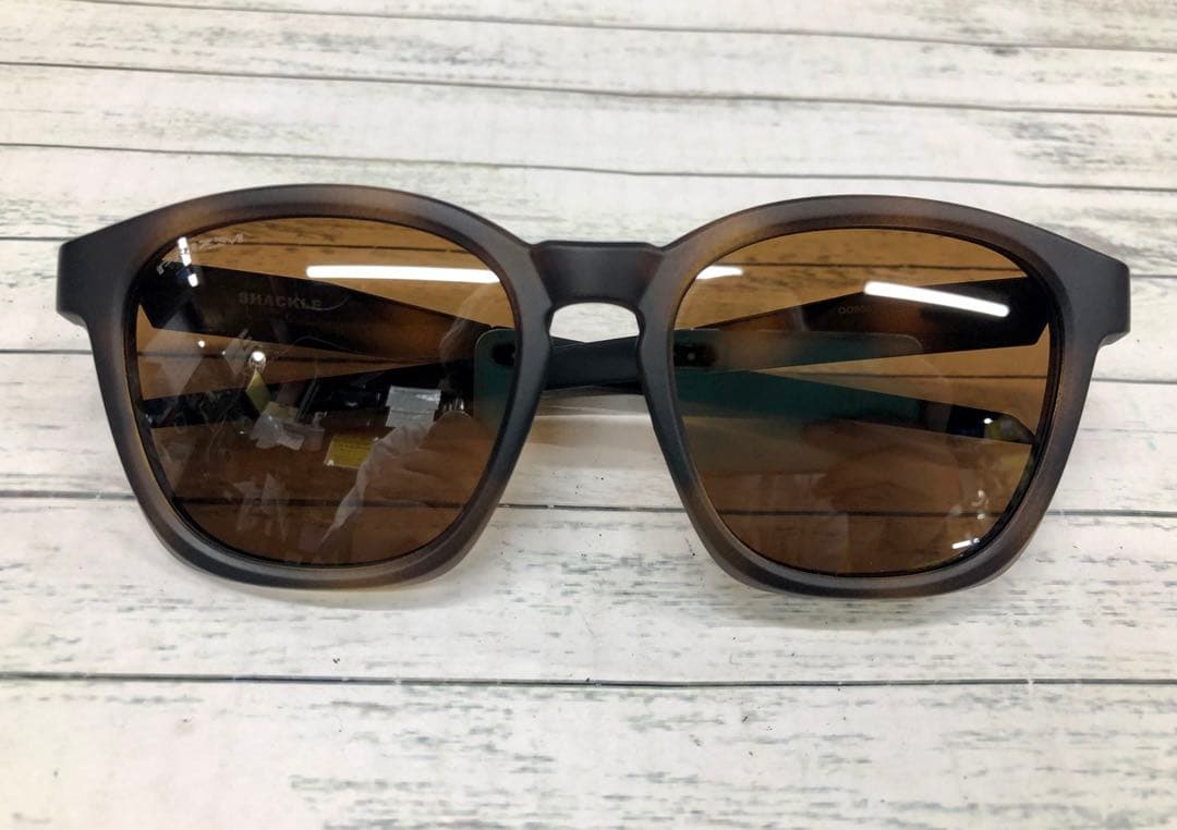 OAKLEY オークリー サングラス SHACKLE OO9507D　6482