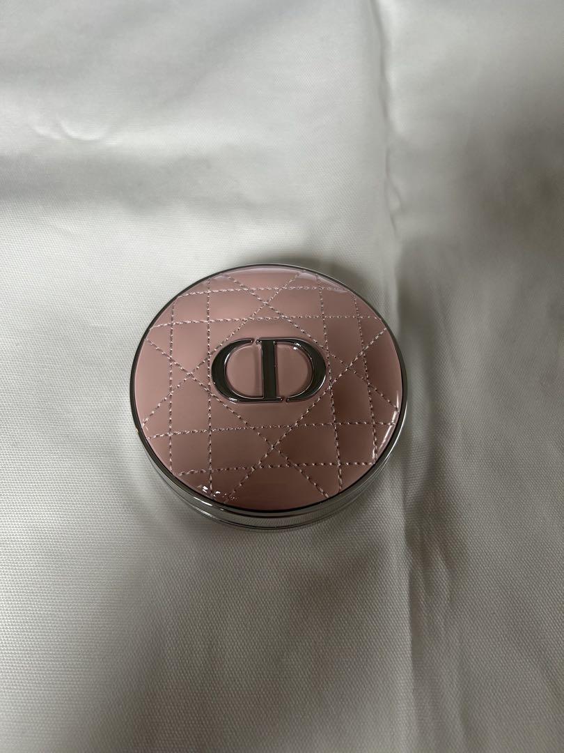Dior スキン フォーエヴァー イドラ グロウ クッション　2N ニュートラル