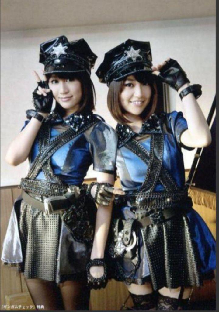 ♪AKB48☆ギンガムチェック 特典生写真 前田敦子 大島優子 b
