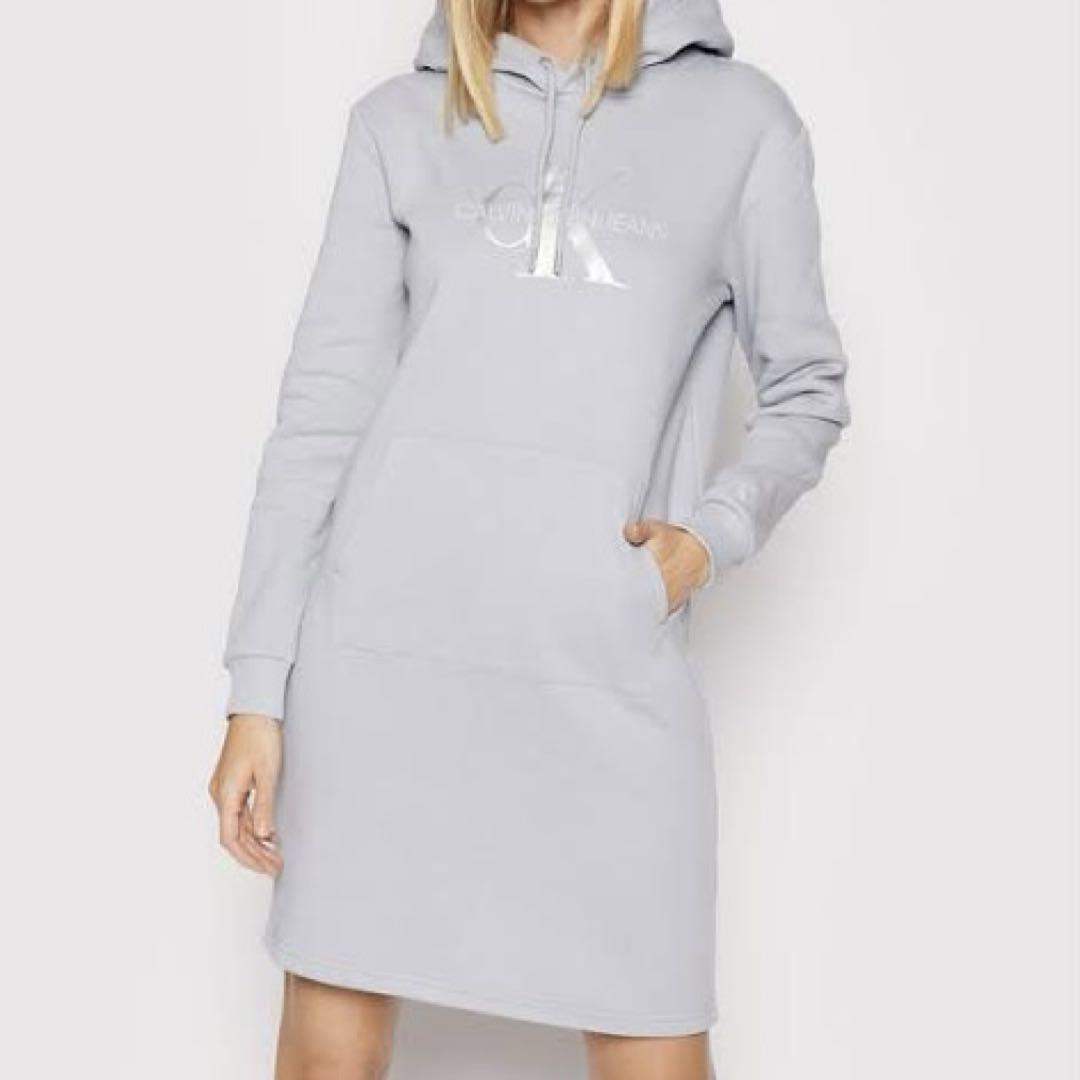 Calvin Klein カルバンクライン ロゴパーカーワンピース