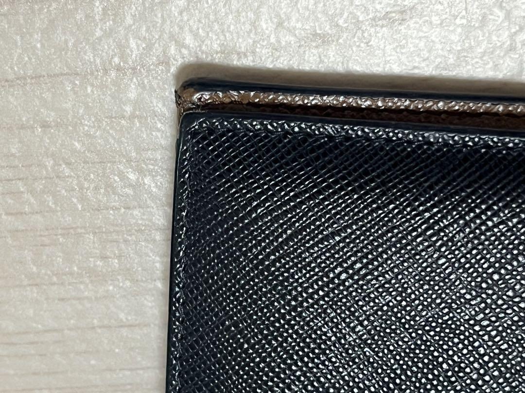 PRADA プラダ 長財布 2MV836 黒 サフィアーノ