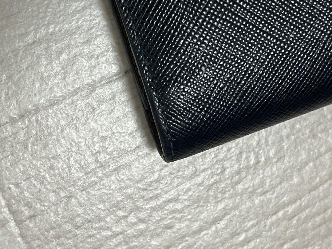 PRADA プラダ 長財布 2MV836 黒 サフィアーノ
