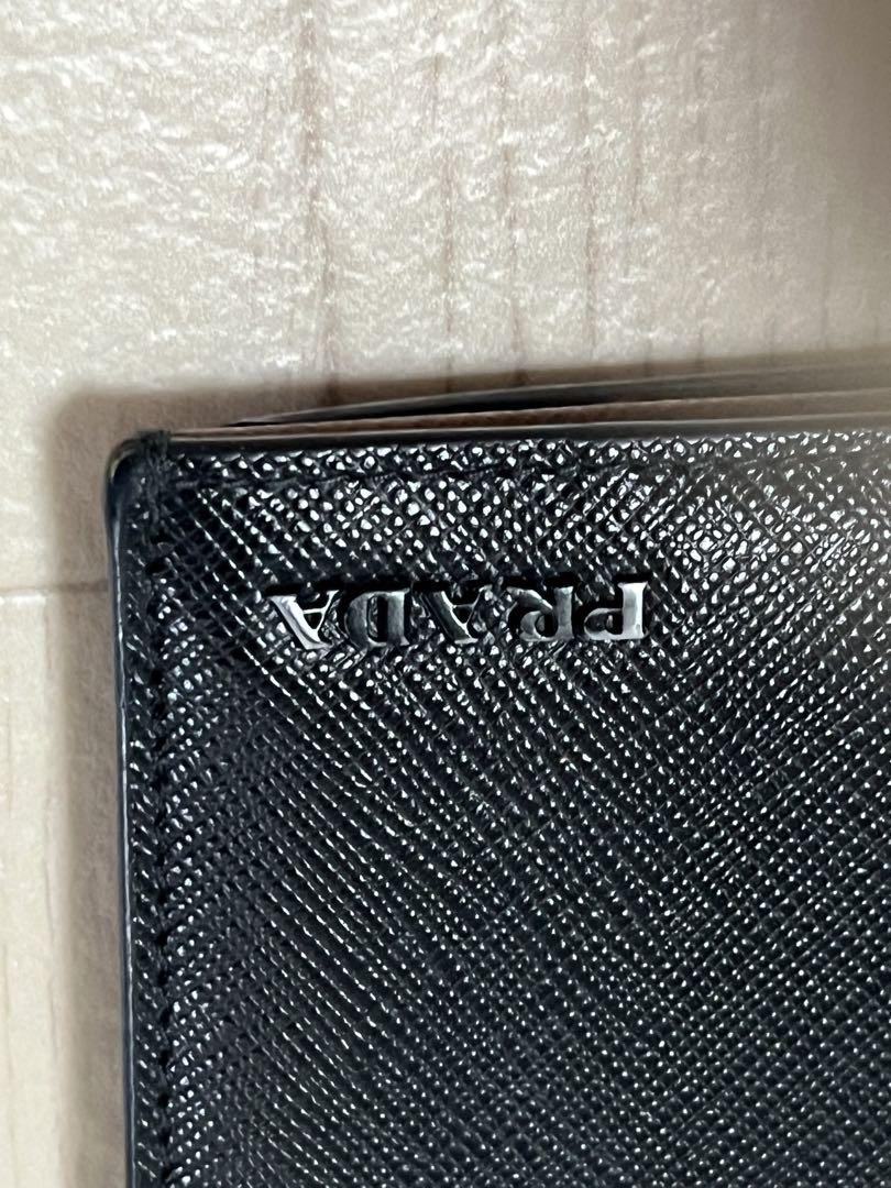 PRADA プラダ 長財布 2MV836 黒 サフィアーノ