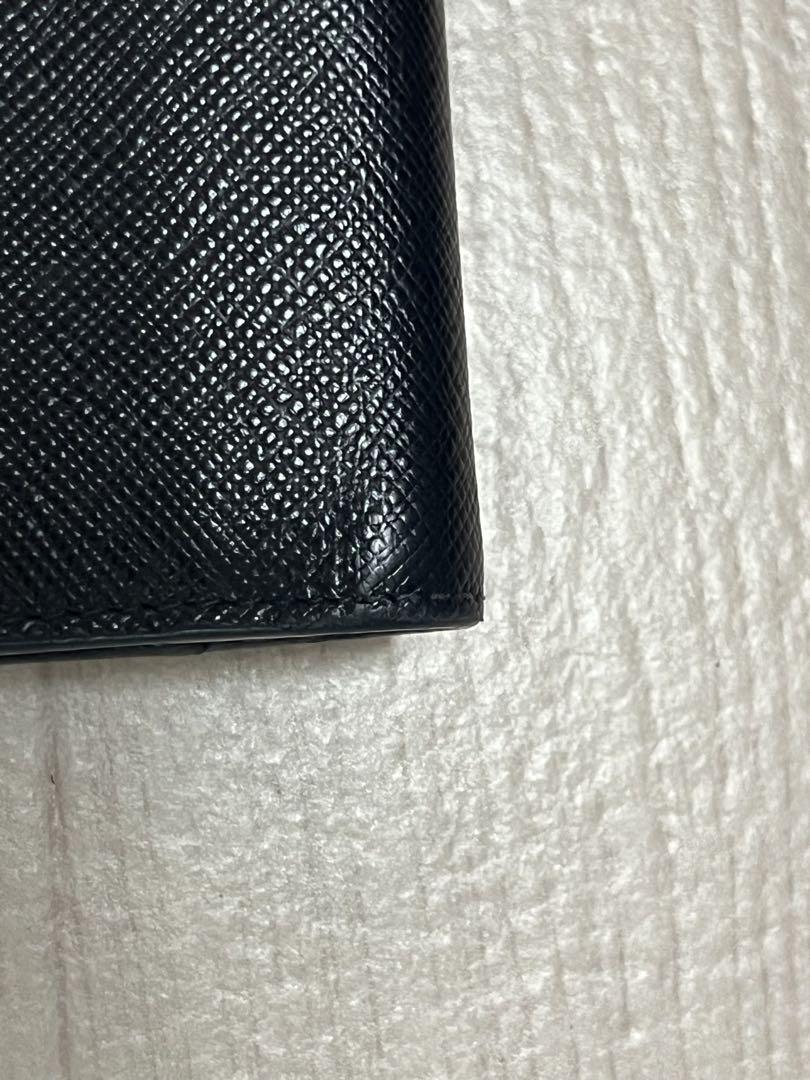 PRADA プラダ 長財布 2MV836 黒 サフィアーノ