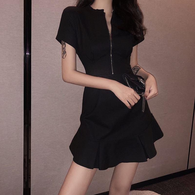韓国 ミニ丈 大人 可愛い シンプル 大人気 Vネック お洒落 黒 ワンピース