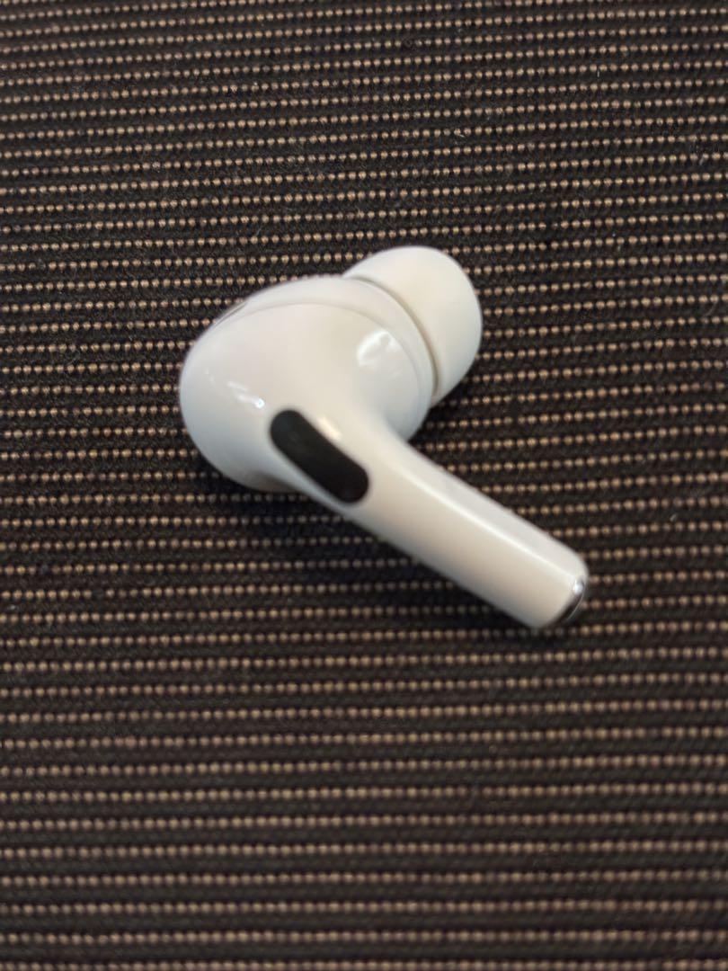AirPods Pro 第2世代 右耳　Apple正規品　A2698 右　R ②