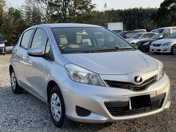 ‼️トヨタヴィッツ‼️約1万キロ‼️外装、内装かなり綺麗‼️ほぼ新車‼️ETC付き‼️
