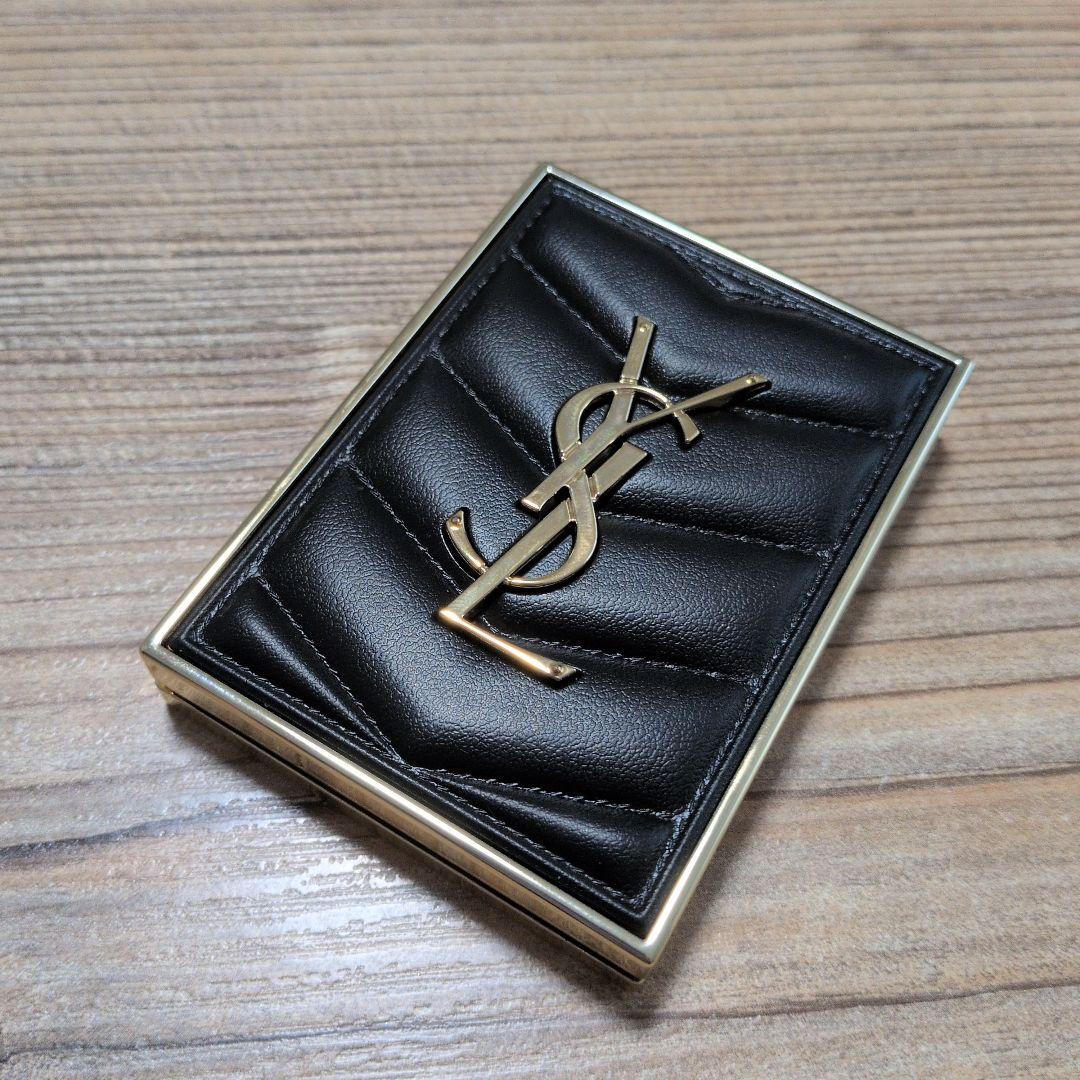 COUTURE MINI CLUTCH 710 アイシャドウパレット Yves Saint Laurent YSL Couture Mini Clutch Eyeshadow Palette