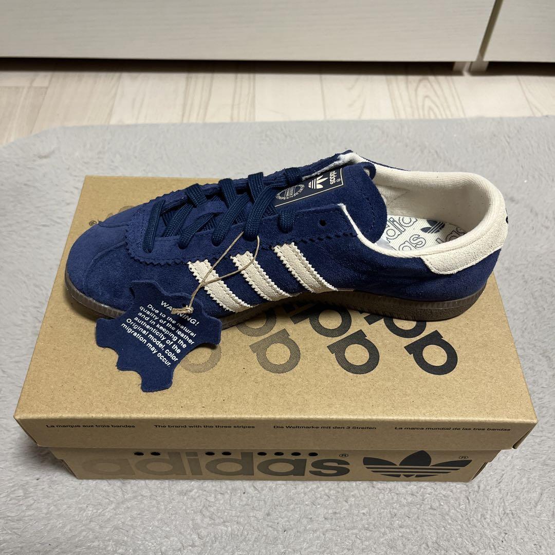 【新品未使用】adidas IG2004 BERN ネイビー スニーカー