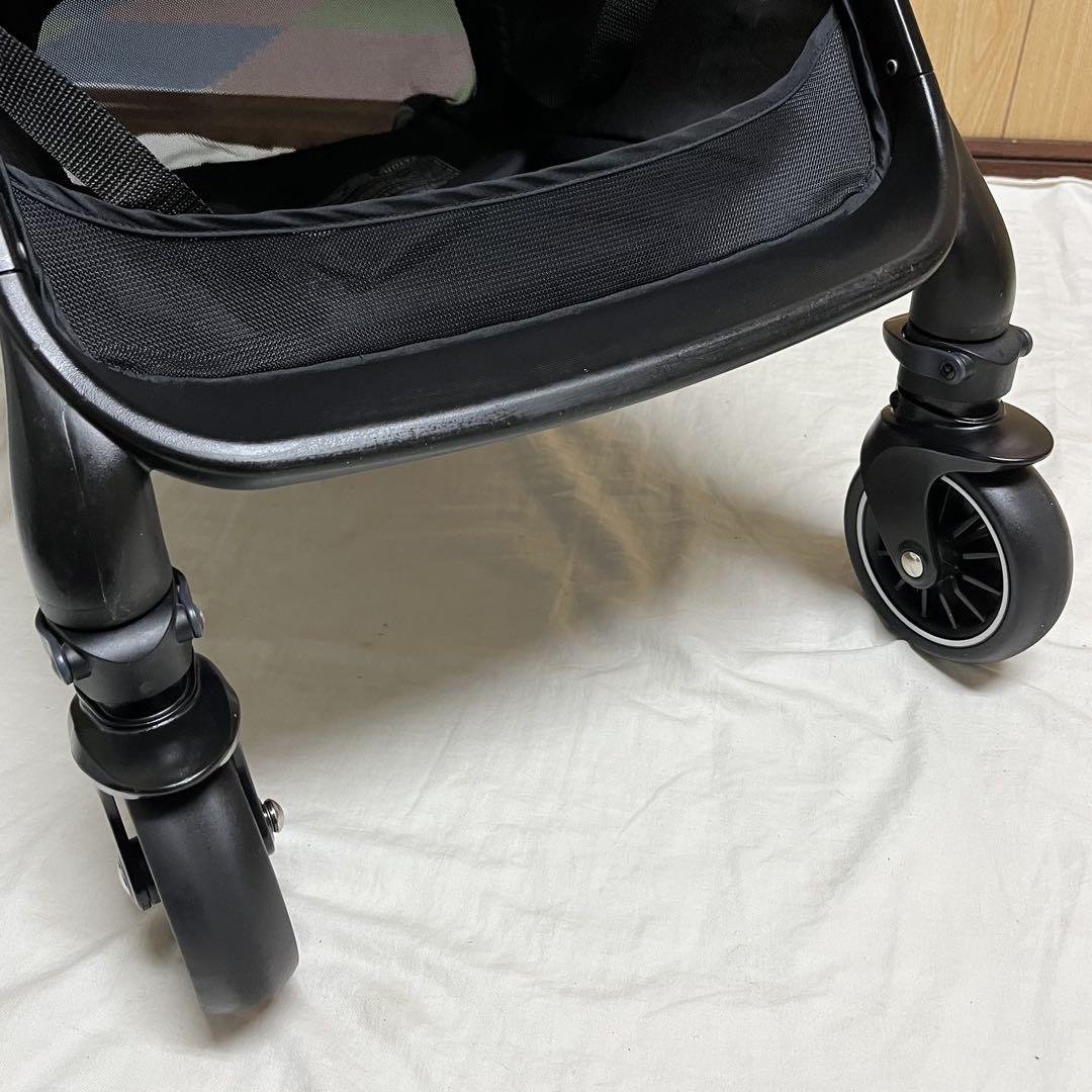 コンパクト