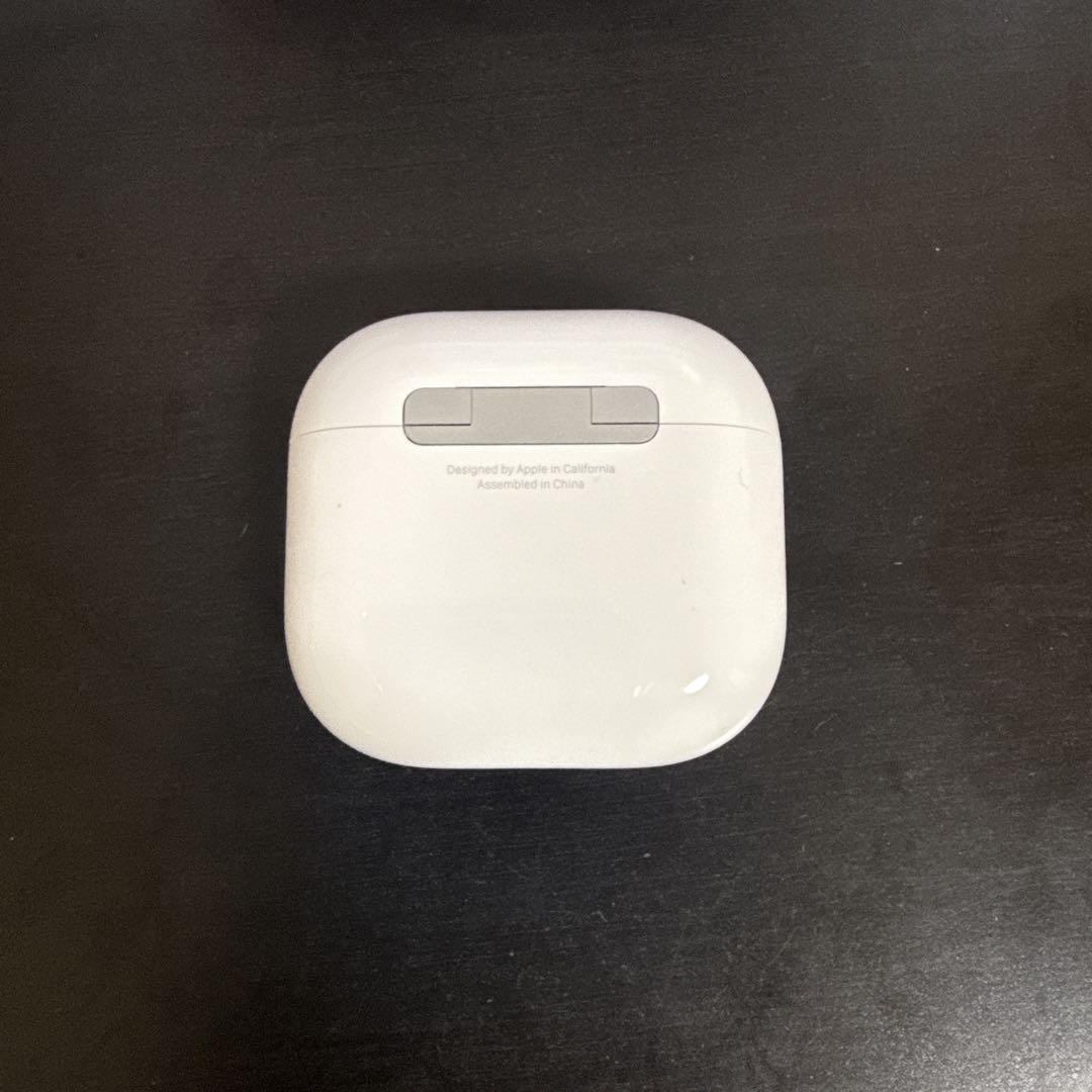 Apple AirPods4 本体 ホワイト