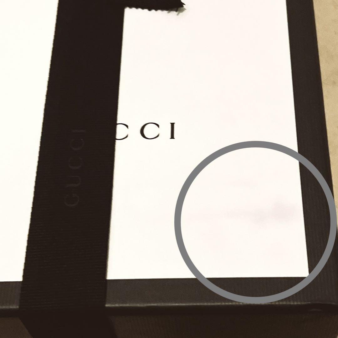 クリスタル付