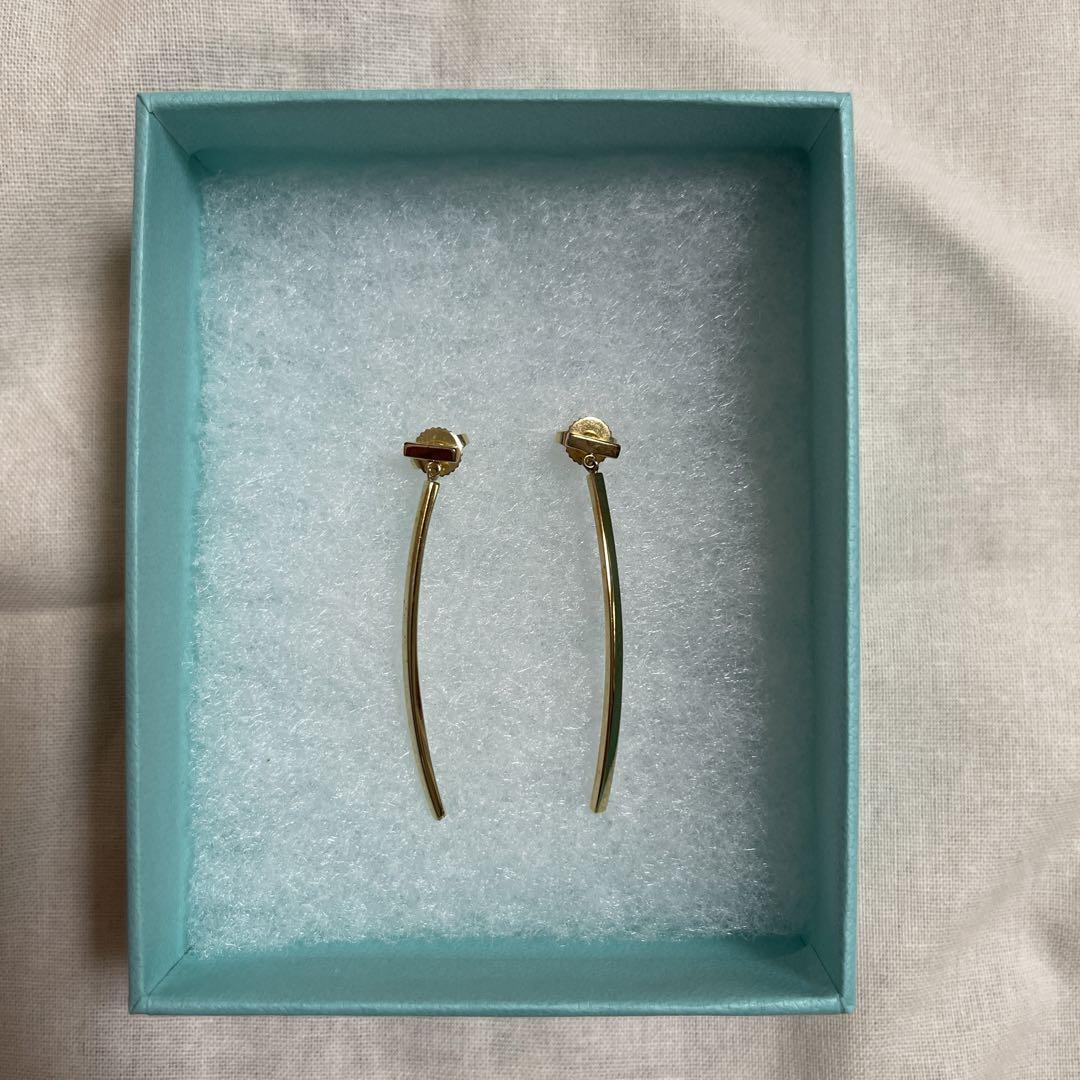 美品 ティファニー Tワイヤー シルバー バーピアス 両耳 TIFFANY&Co. ピアス レディース ティファニー プレゼント