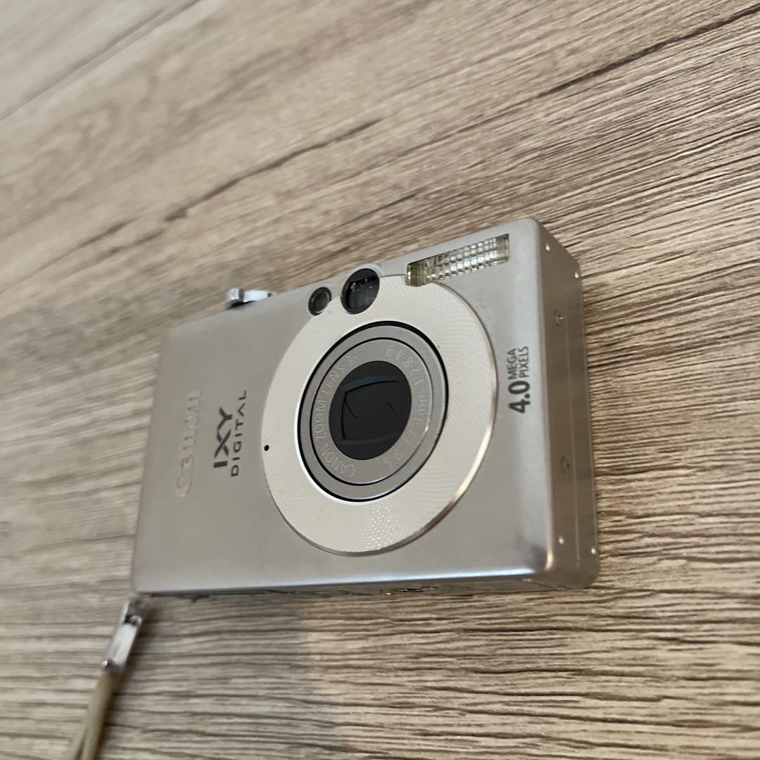 3215 Canon IXY 50 シルバー デジカメ 動作確認済み