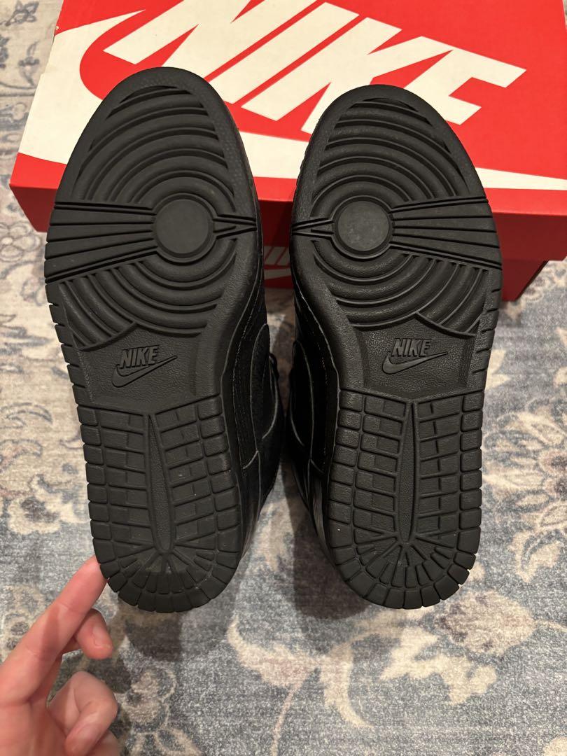 NIKE ブラック ハイカット シューズ