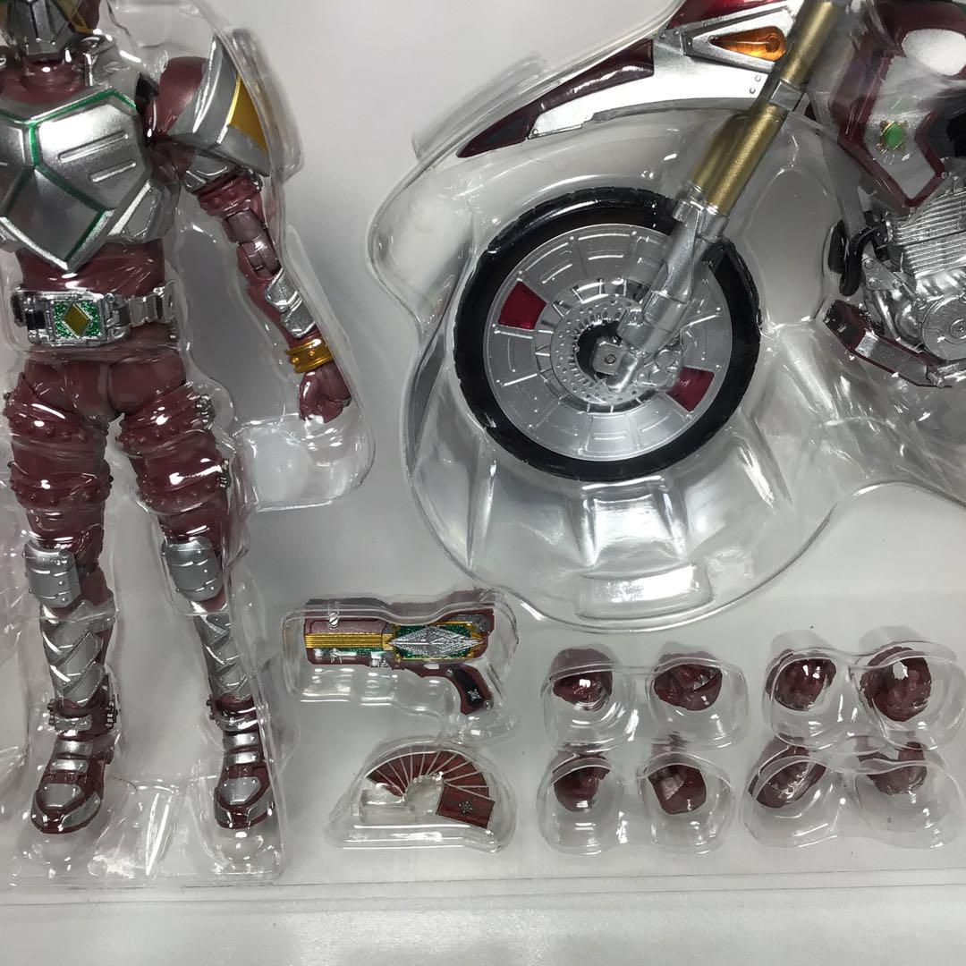 フィギュアーツ仮面ライダーブレイド仮面ライダーギャレン&レッドランバス