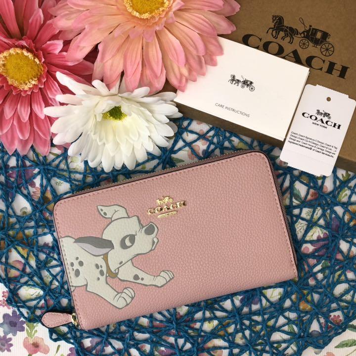 独特の素材 COACH ピンク ディズニー 101匹わんちゃん 2つ折り財布 - 折り財布 - labelians.fr 独特の素材 COACH ピンク ディズニー 101匹わんちゃん 2つ折り財布 - 折り財布 - labelians.fr