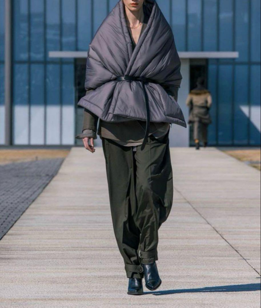 【美品】RAINMAKER INSULATED CAPE
