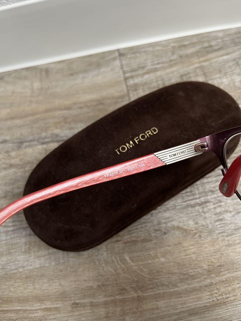 TOM FORDトムフォード　キャットアイ メガネ ケース付き