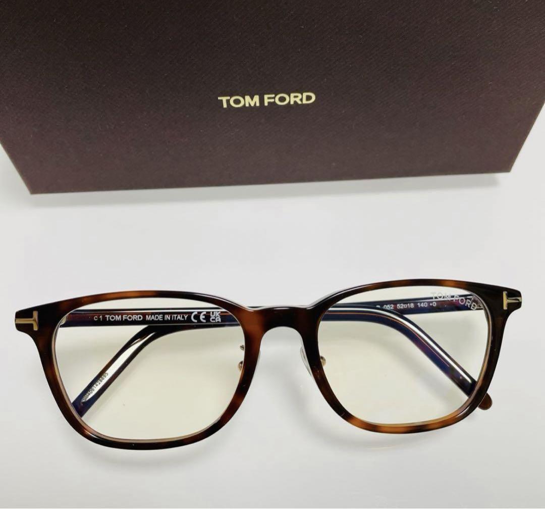 トムフォード　なつTOM FORD 国内正規　メガネ　TF5860 052
