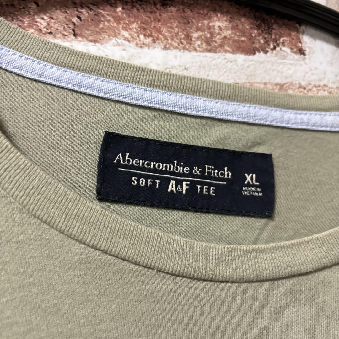 早い者勝ち❗️アバクロ Tシャツ❗️ - メルカリ