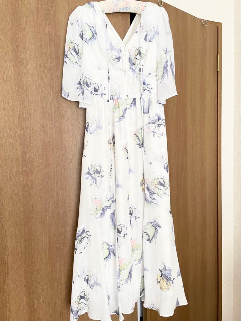 Her lip to Rose Bouquet Dress Her lip to Rose Bouquet Dress