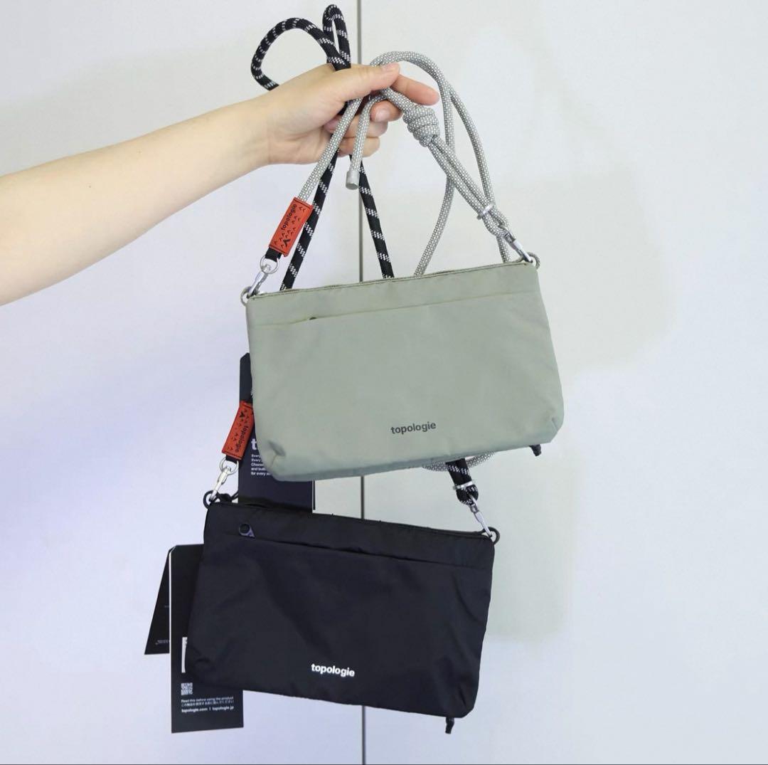 topologie ナイロン サコッシュ オリーブグリーン　ストラップ付き