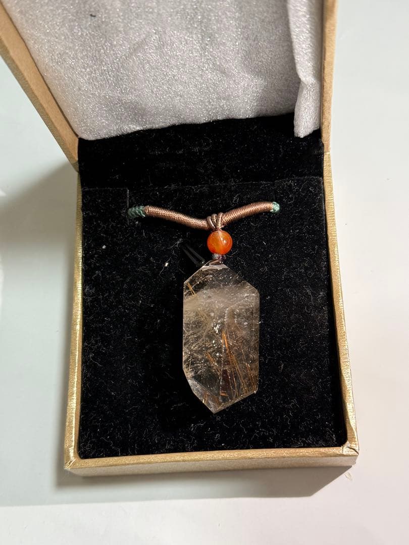 タイタンルチルペンダント新品、♥