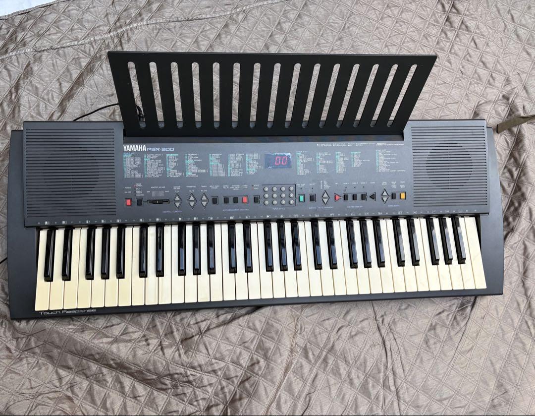 YAMAHA 電子ピアノ キーボード PSR-300 - メルカリ