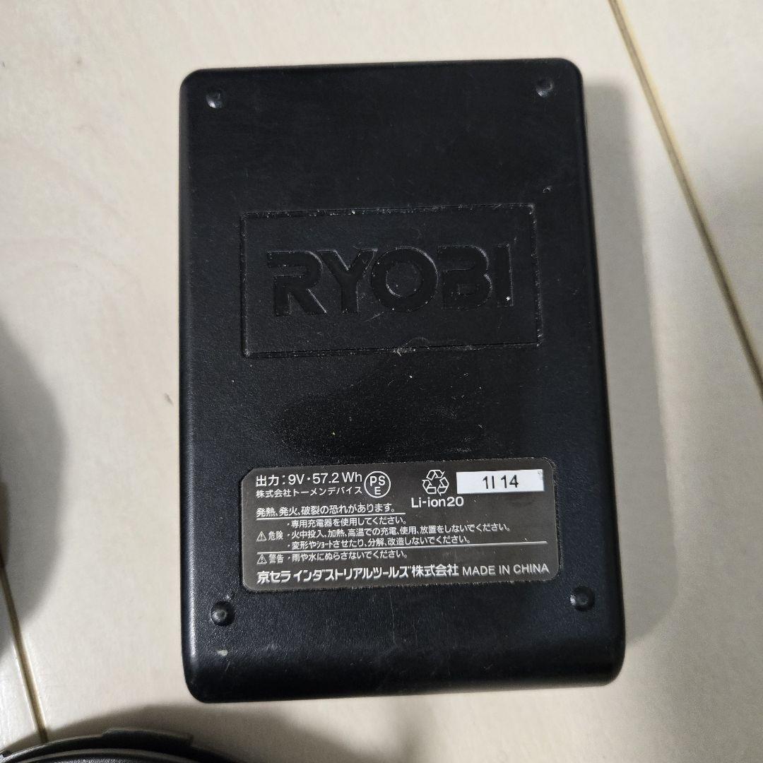 バートル　空調服　ファンバッテリー　セット　10v AC210