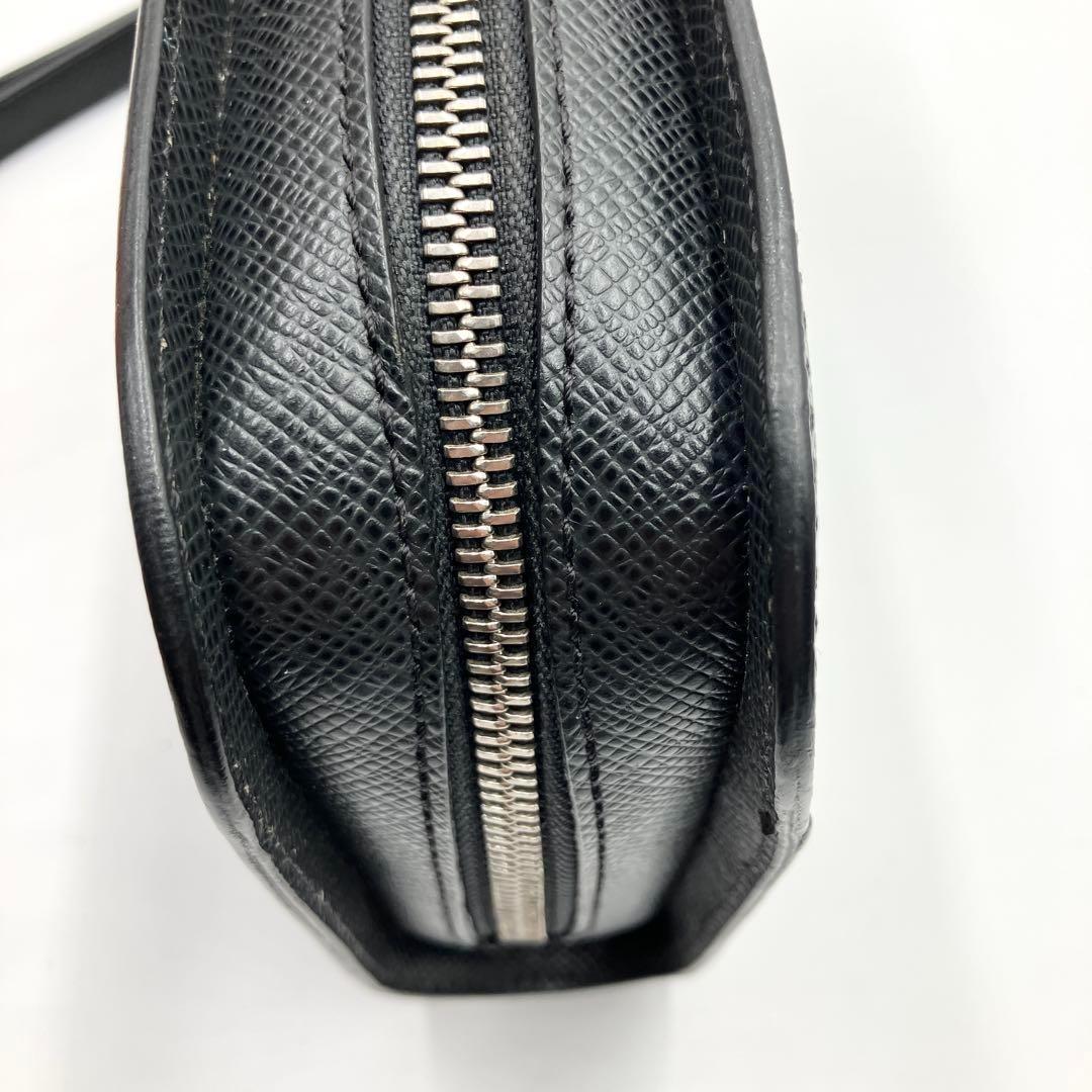 美品✨ルイヴィトン タイガ バイカル 黒 セカンドバッグ 正規品 メンズ 本革