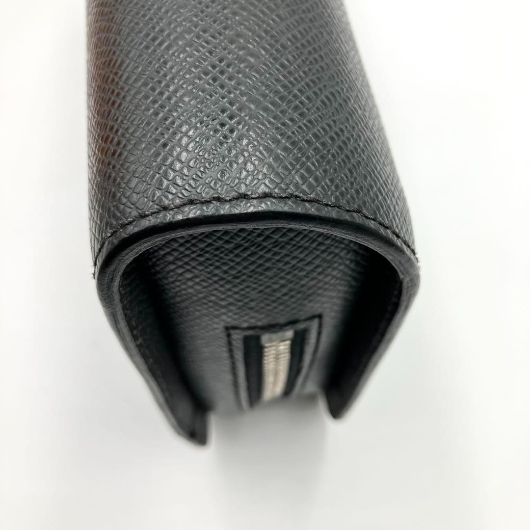 美品✨ルイヴィトン タイガ バイカル 黒 セカンドバッグ 正規品 メンズ 本革