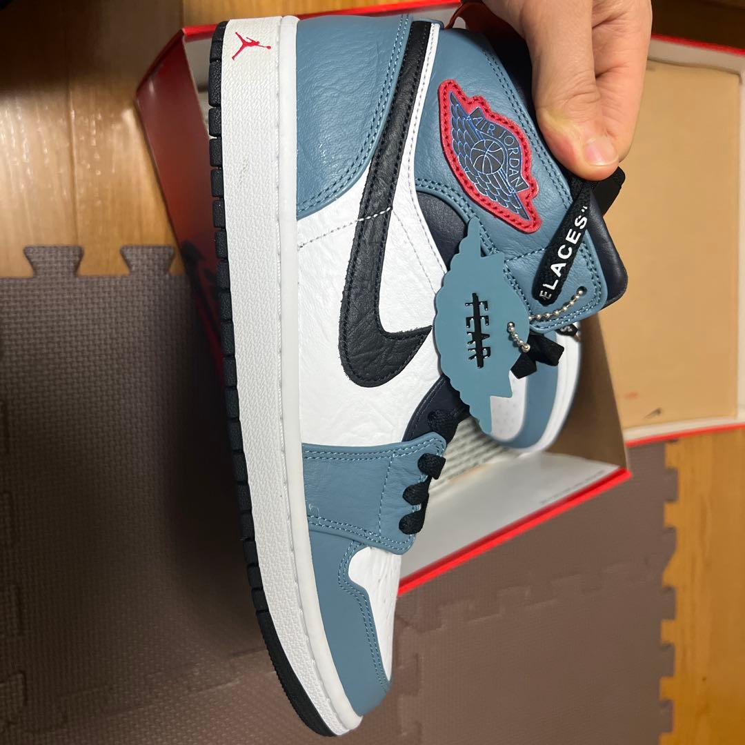 AIR JORDAN 1 MID SE FRLS APLA AIR JORDAN 1 MID SE FRLS APLA