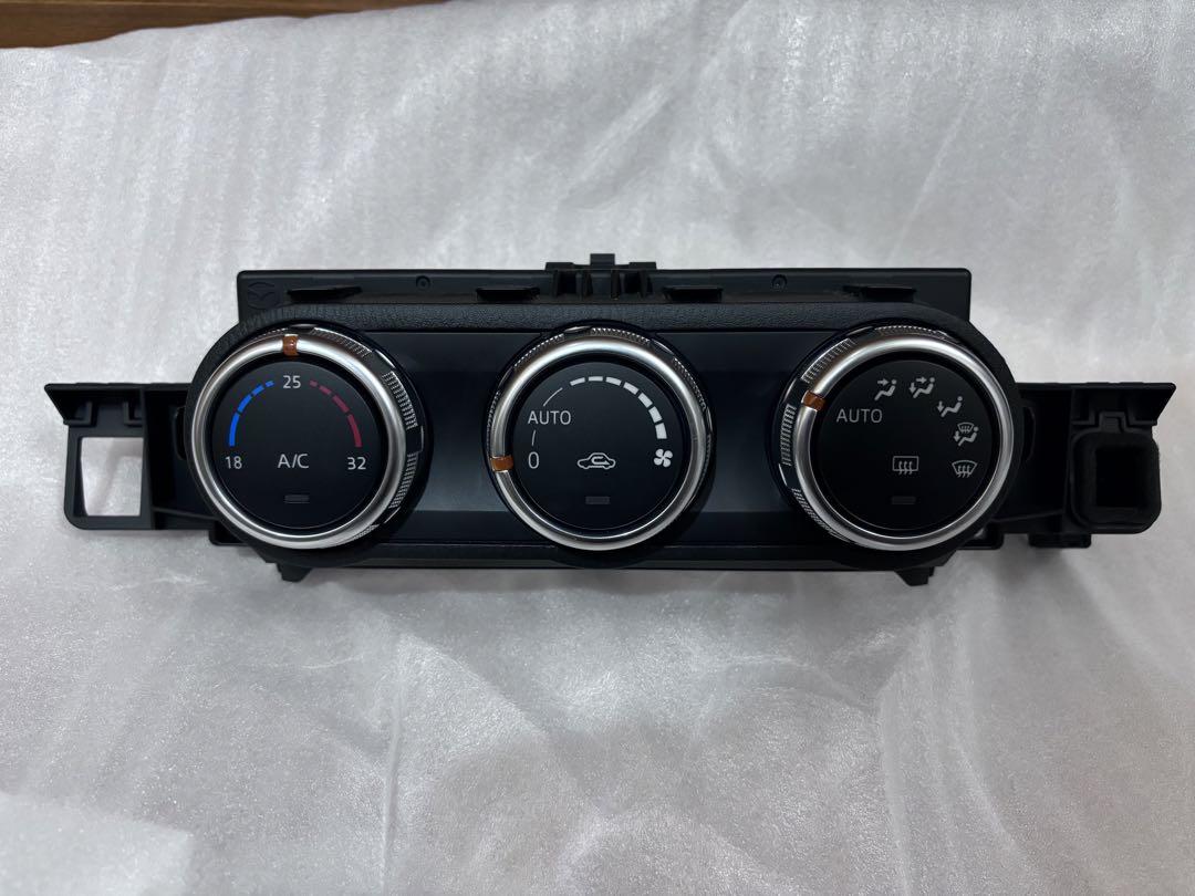NDロードスター エアコンスイッチパネル