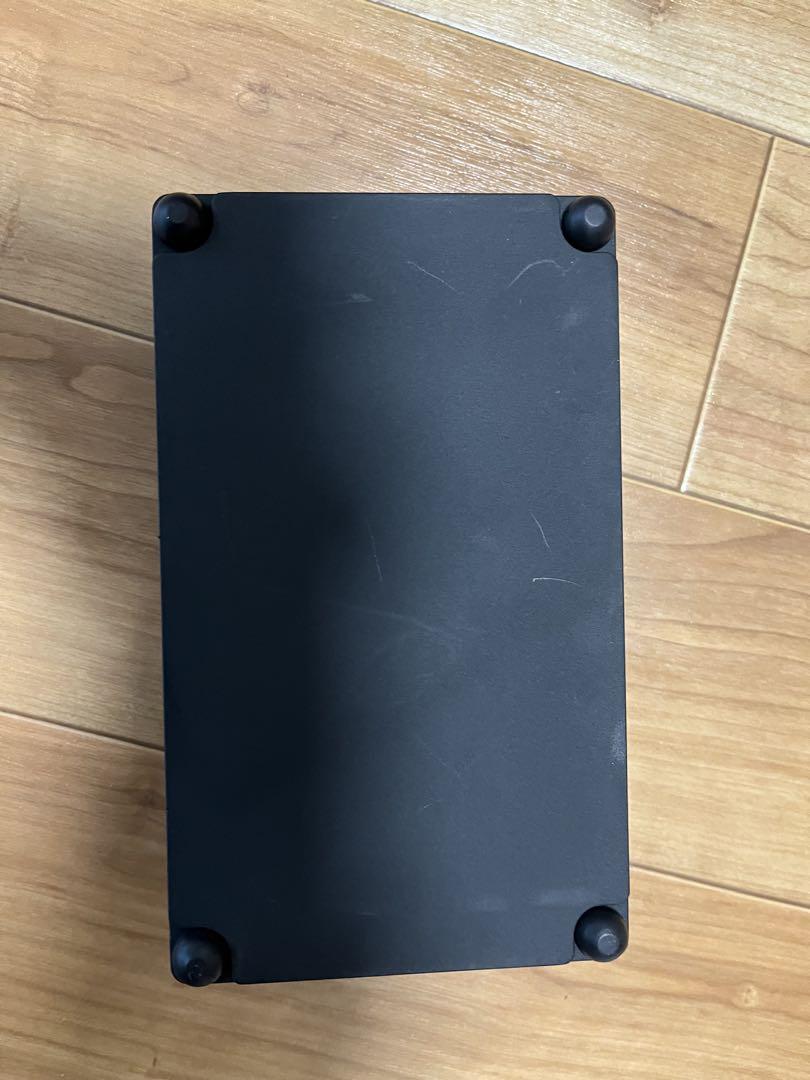 ベース Ampeg SCR-DI
