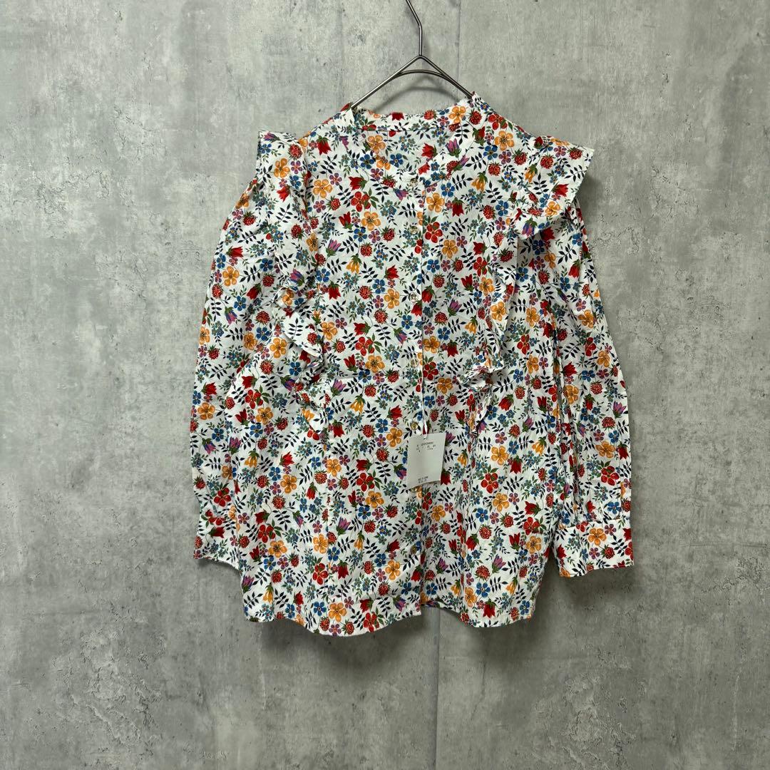 花柄ブラウス