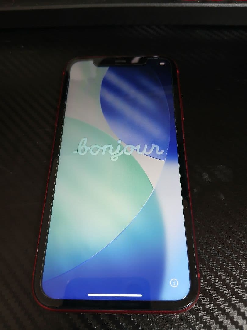 Apple iPhone 11 (PRODUCT)RED Apple iPhone 11 (PRODUCT)RED