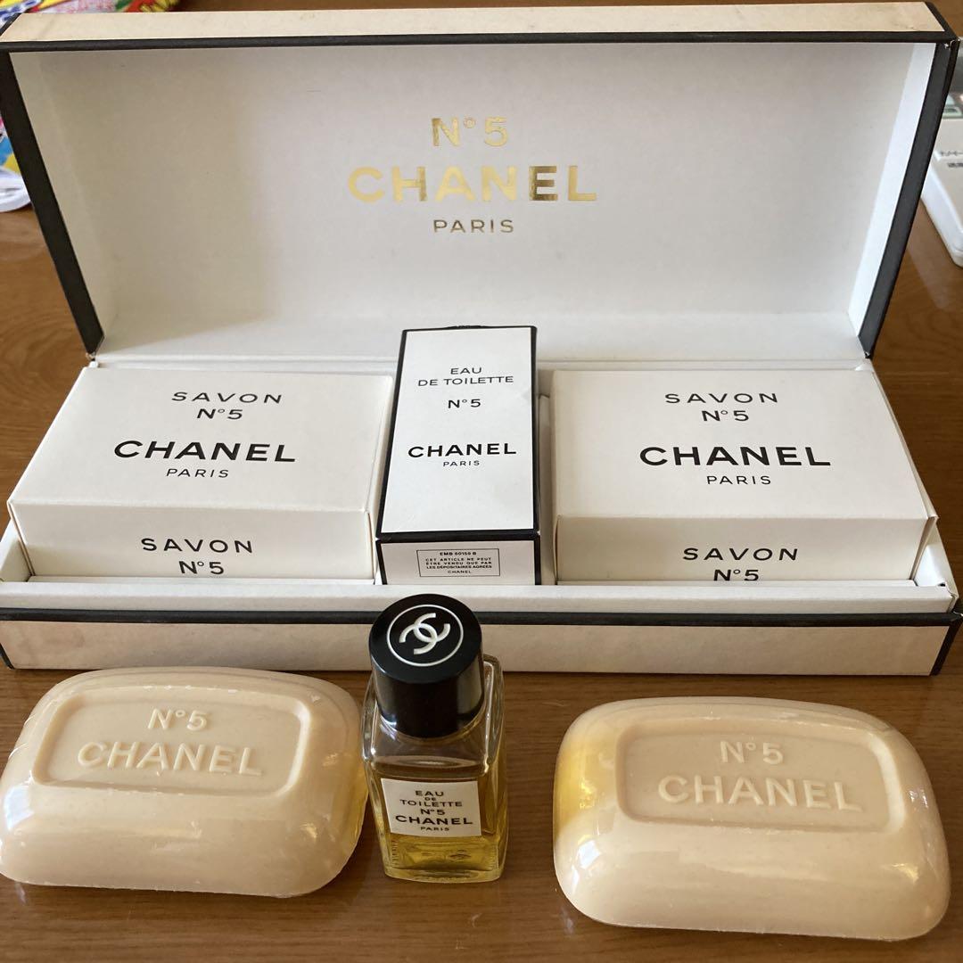CHANEL N°5 セット 香水と石鹸 - メルカリ