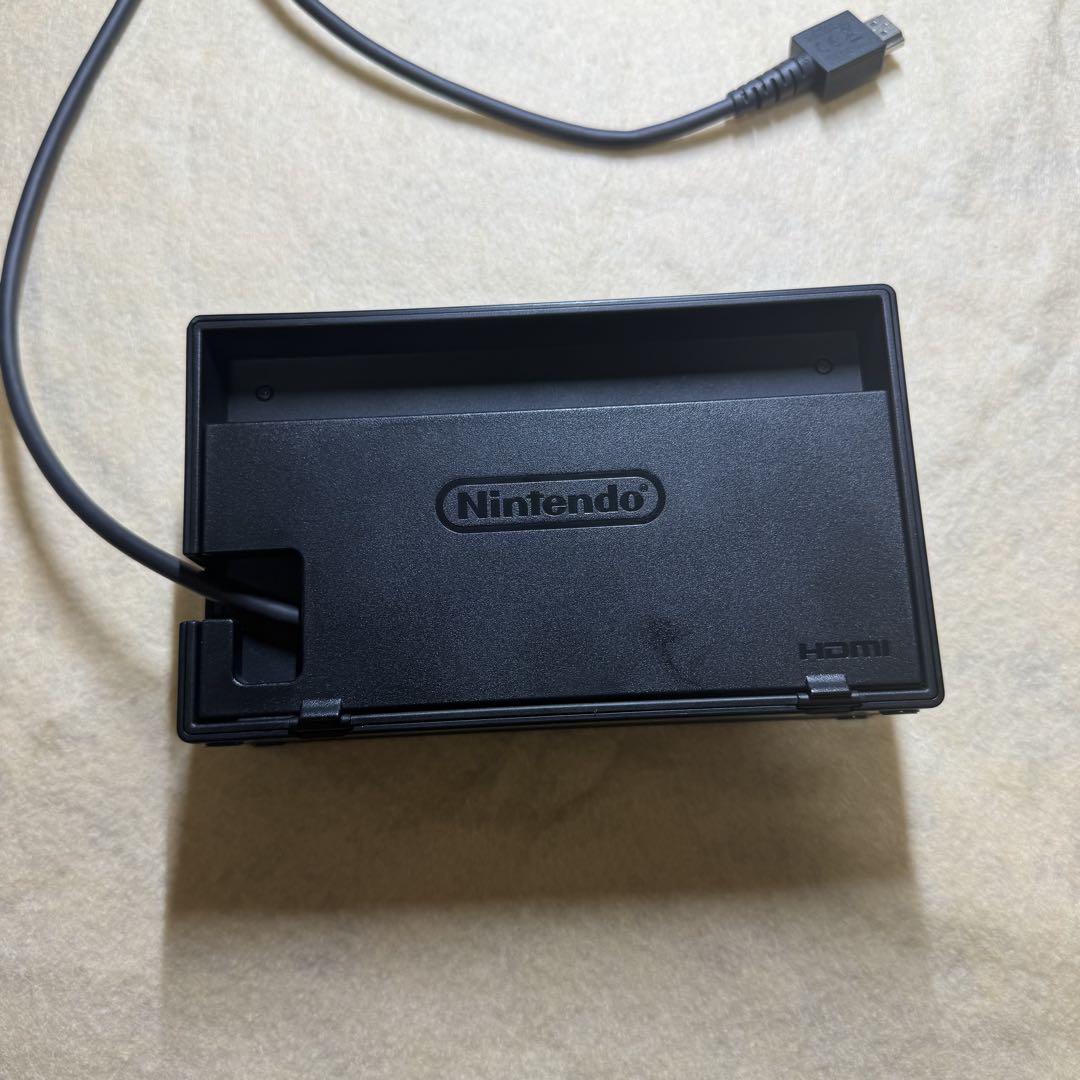 Nintendo switch 本体　ニンテンドー　スウィッチ　コントローラー