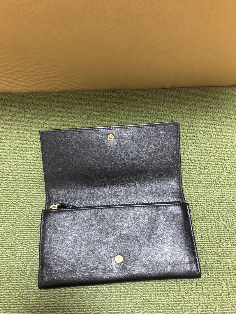 極美品 イヴサンローラン レザー 長財布 ロゴ型押し 黒