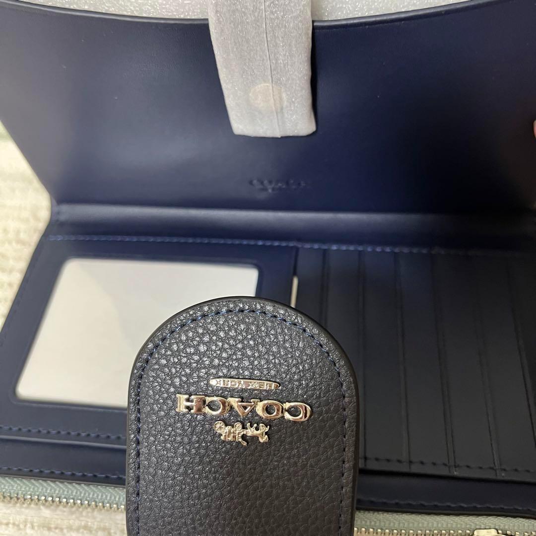 即日出荷即日出荷130.新品❤COACH(コーチ) ホワイトシグネチャー