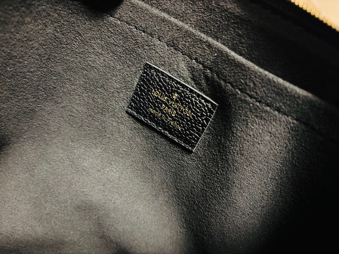 ルイヴィトン デイリーポーチ モノグラム M62048 ルイヴィトン デイリーポーチ モノグラム M62048