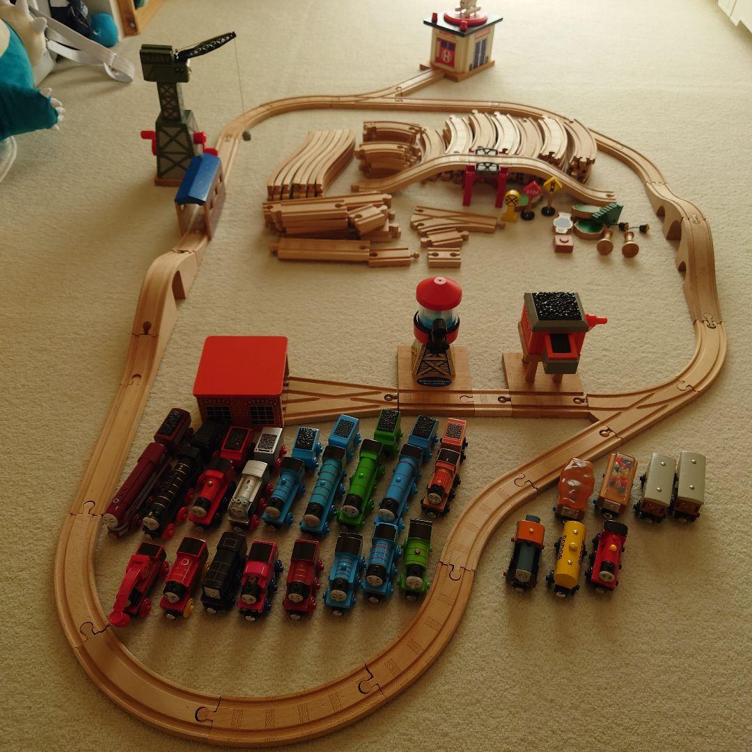 トーマス 木製トレインセット　大量まとめ売りです。