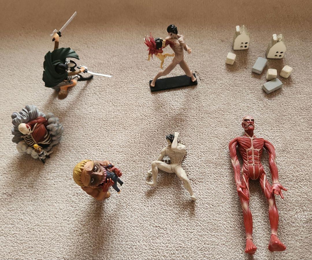 進撃の巨人 フィギュアセット