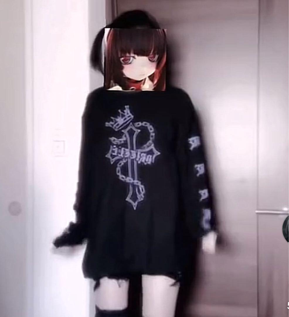 「Cross long-sleeve T」