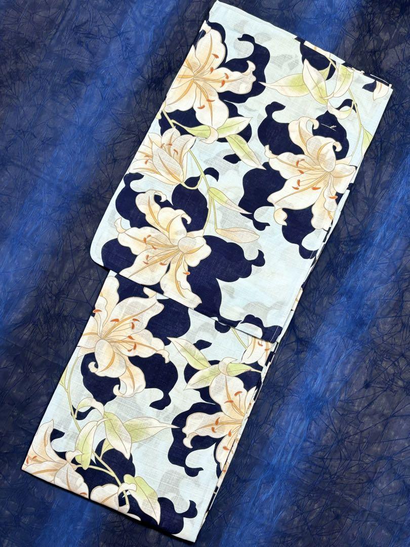 大人のゆかた◇新品！高級浴衣4点セット◎プレタ浴衣・単帯・帯〆・帯留  青陰百合