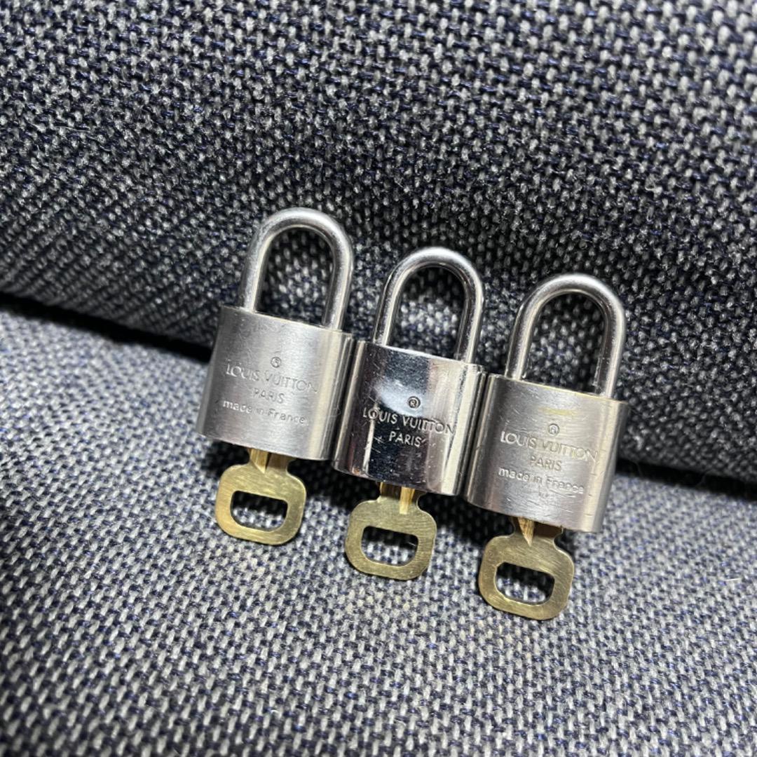 未使用品 ルイヴィトン LV カデナ パドロック 南京錠 マット